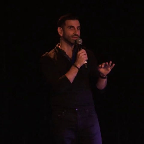 Kheiron, fou rire persan