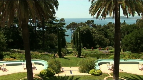 LUXE, EXTRAVAGANCE : L’INCROYABLE TRAIN DE VIE DES STARS EN VACANCES