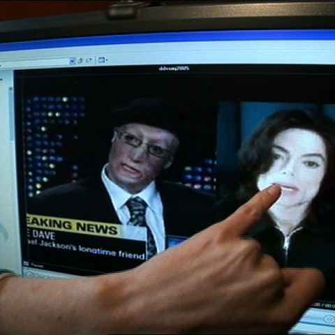 Un an après la mort de Michael Jackson, les rumeurs les plus folles