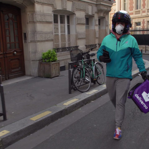 Coronavirus : la colère monte chez les livreurs de repas