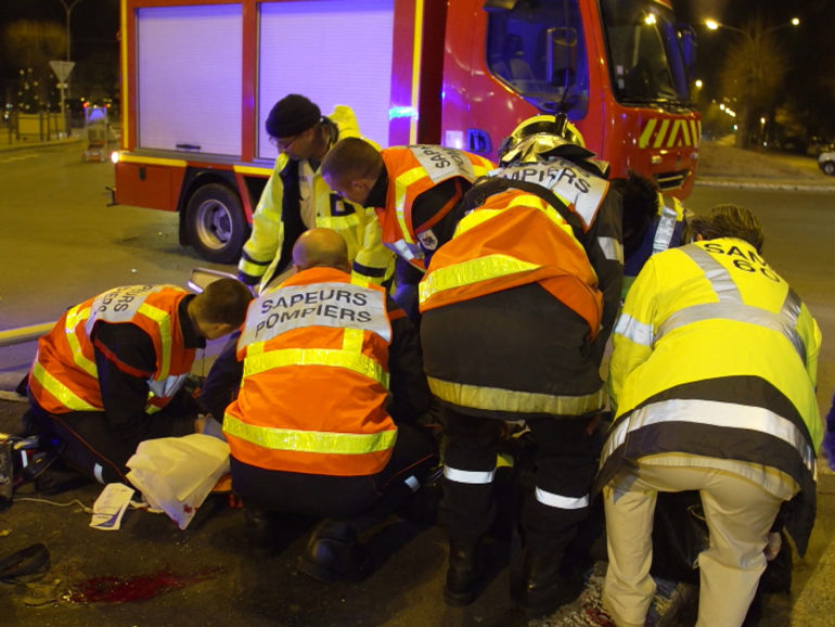 14 oct.20 – C8  Enquête sous Haute Tension “Samu et pompiers des Hauts-de-France : course contre la montre pour sauver des vies” INÉDIT à 21h15