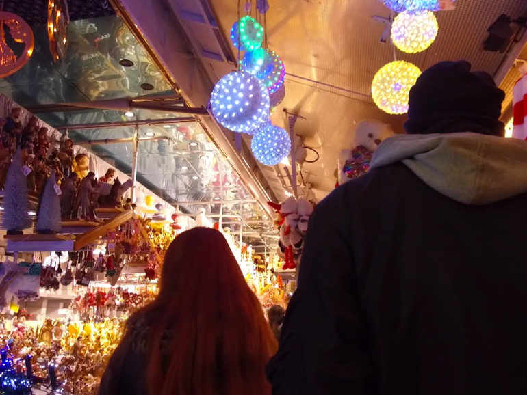 16 déc 20 – RMC Story “Dans les coulisses du marché de Noël de Strasbourg” à 21H05.