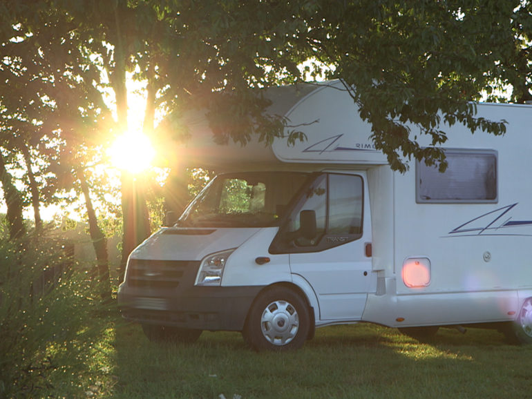 Record de saison pour un magazine en prime ” Les folies du camping-car” 9 juin sur C8