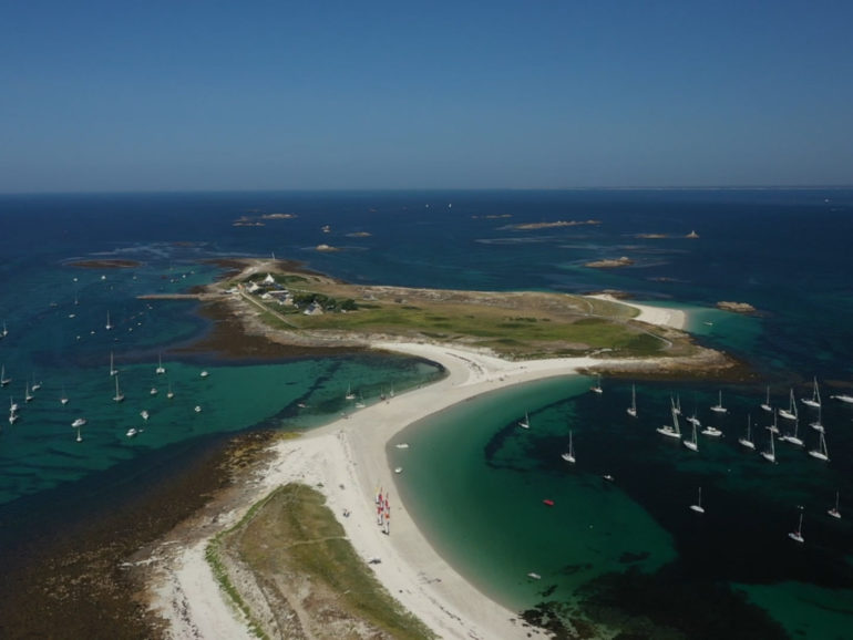 30 août 22 “Atlantique et Méditerranée : ces îles qui font rêver les français ” Zone Interdite, M6 – 21H10