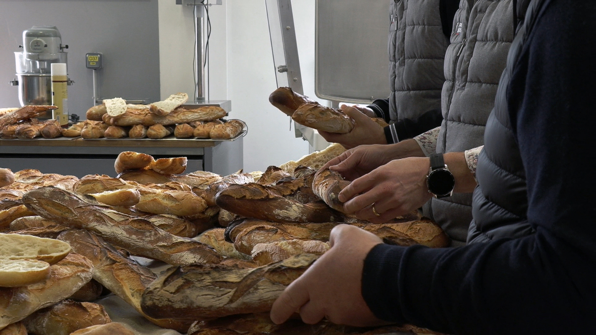 Marie Blachère, un phénomène très français : enquête sur la boulangerie des  ronds-points – L'Express