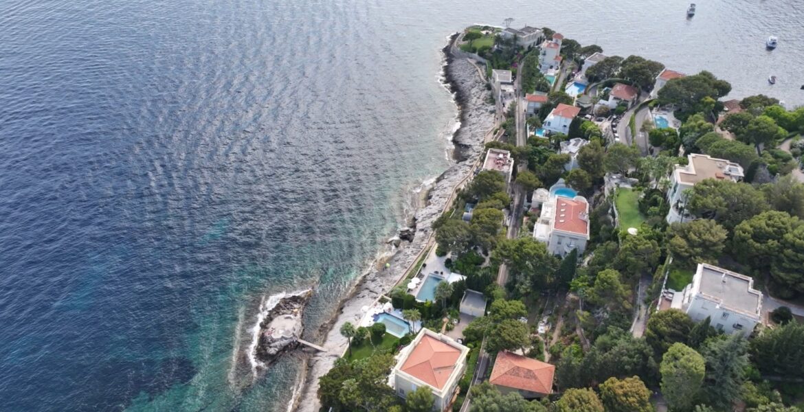 24 août : Enquête Exclusive, M6 : “De la Bretagne à la Côte d’Azur : les nouvelles guerres du littoral”