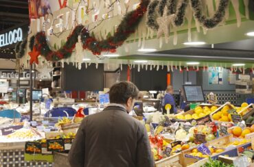 09 déc. 25, Un jour, un doc sur M6 : “Noël à Toulouse : immersion gourmande au marché couvert”