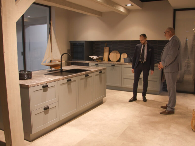 29 mars 26, à 21h10 Capital M6 IKEA-Leroy Merlin : le match des cuisines à petit prix