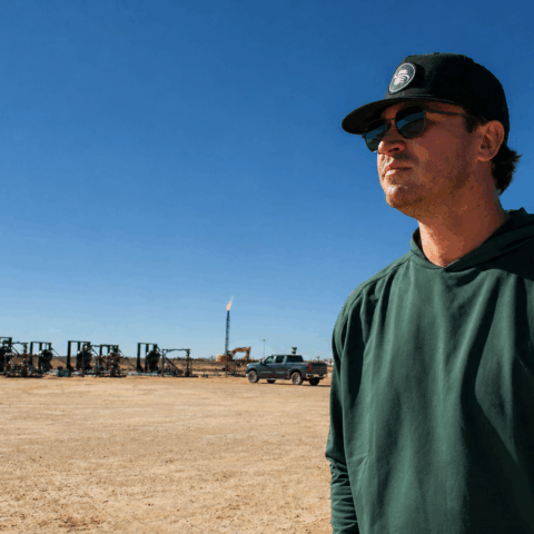 Dollars, Derricks et Or Noir : les nouveaux rois du pétrole américain