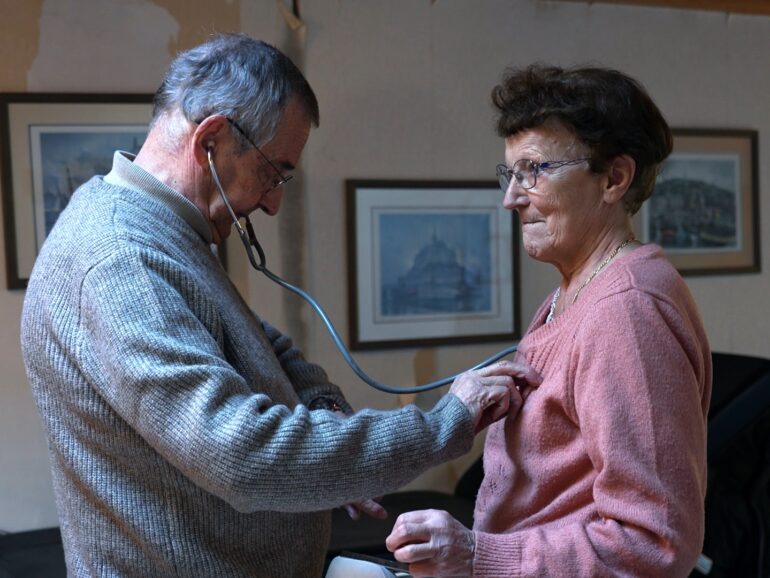 3 Mai 26 à 21h10, Zone Interdite sur M6 “Déserts médicaux : ils se battent pour vous soigner”