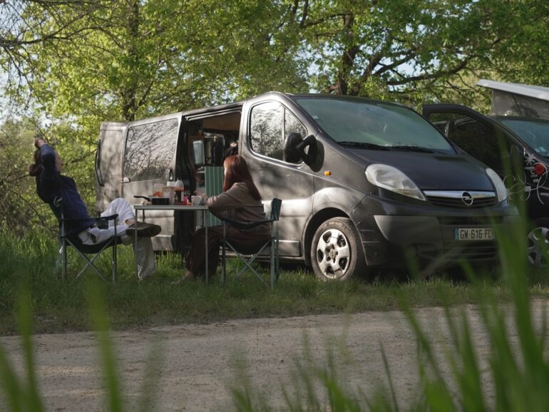 21 Mai 26 à 13h40, Un Jour Un Doc sur M6 “Van ou Camping-Car, ils ont fait leurs choix !”