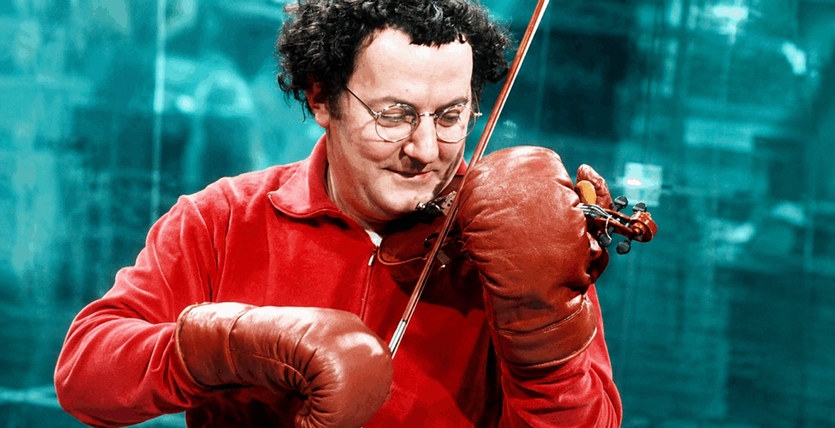 15 juin 26 à 22h50, sur France 3 ” Coluche : une époque formidable”